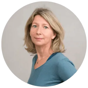 Portrait de Emmanuelle Guillemet, sophrologue et hypnothérapeute à Andernos – sophrologie hypnose Andernos